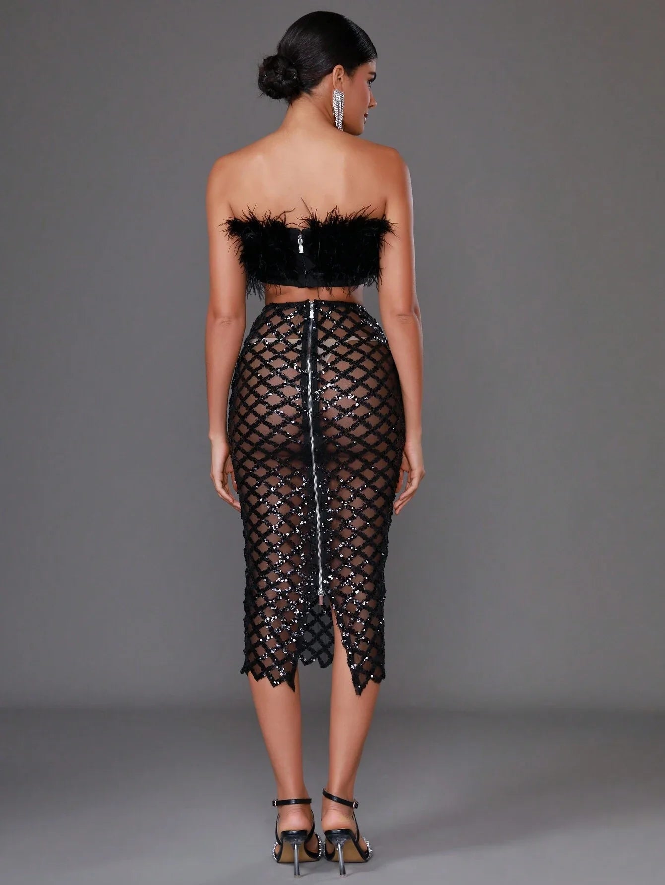 New Stylish Halter Crop Top & Faux Fur Mini Skirt 2-Piece Outfit
