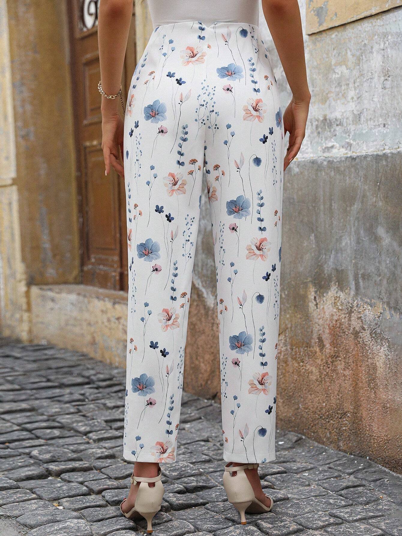 Essnce Plicated Detail Carrot Pants