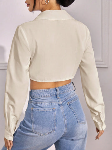 EZwear Asymmetrical Hem Crop Shirt