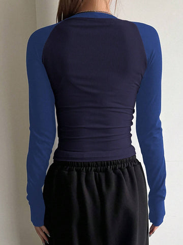 DAZY Color Block Raglan Sleeve Letter Print Round Neck Slim Fit Long Sleeve Women's T-Shirt