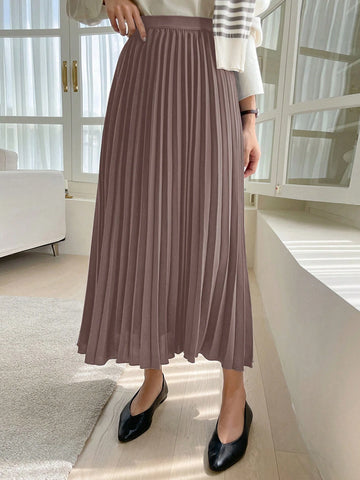 DAZY Solid Color Cinched Waist Simple Pleated Skirt