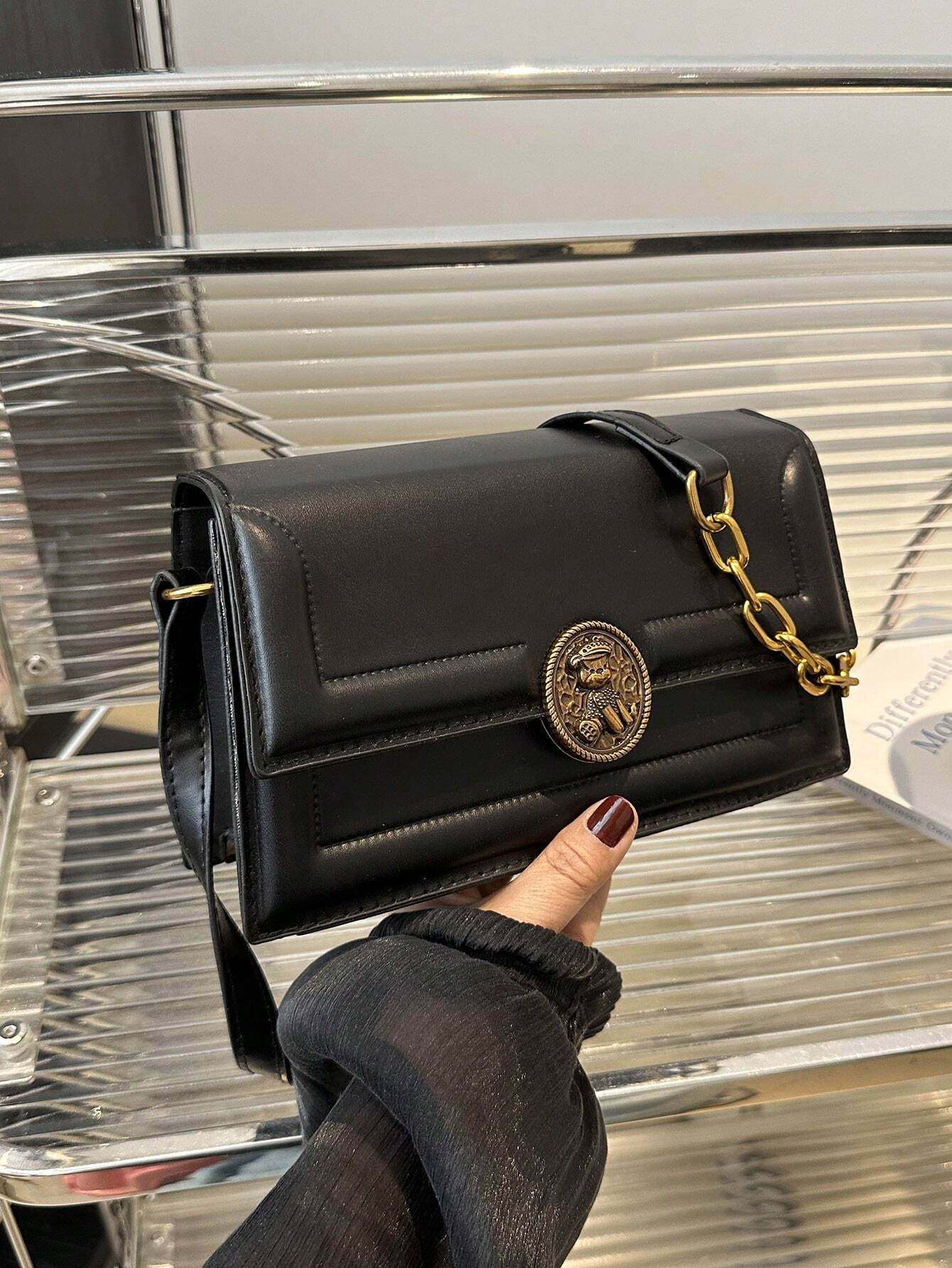 Fashion Solid Color Vintage Metal Lock Buckle Bag