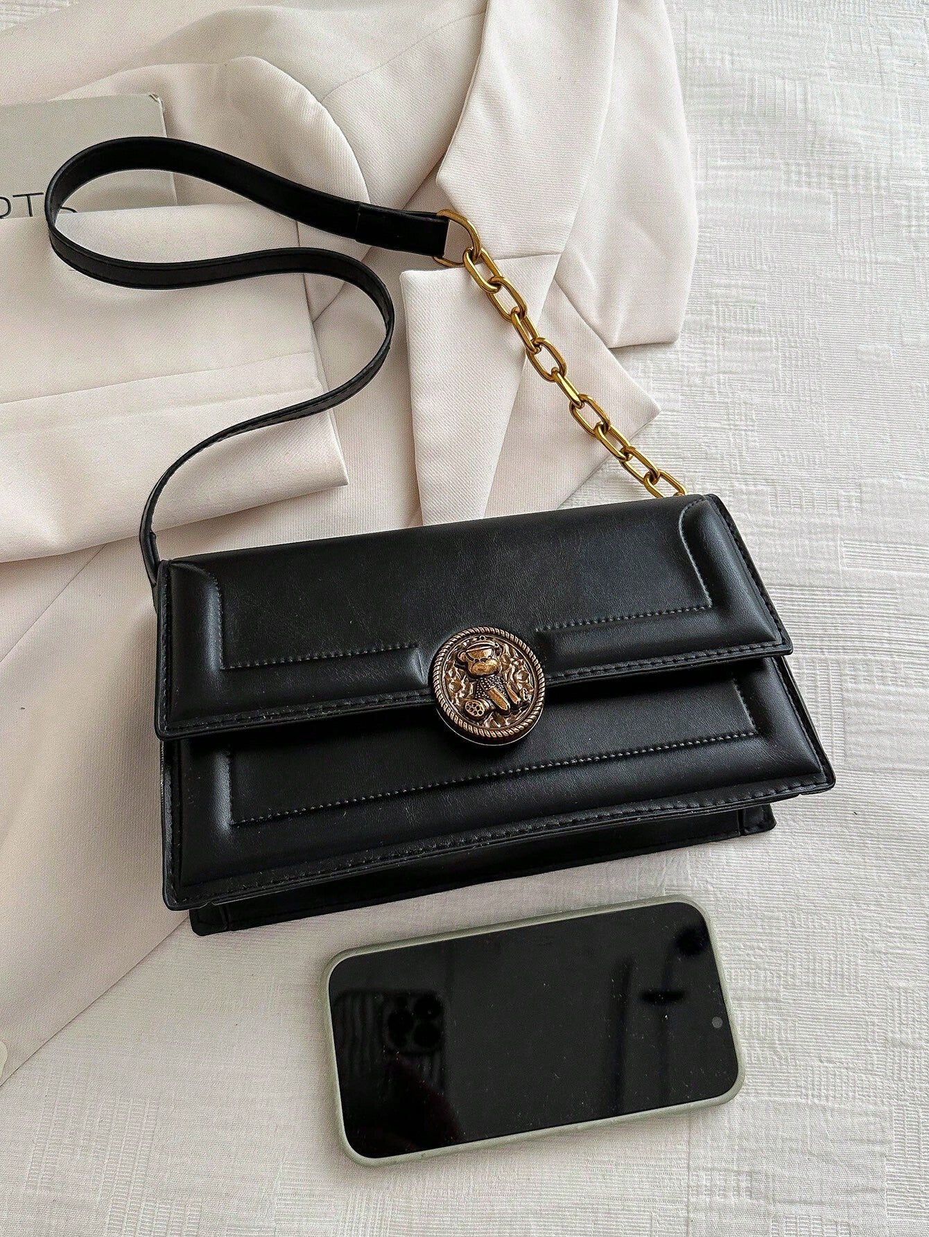 Fashion Solid Color Vintage Metal Lock Buckle Bag