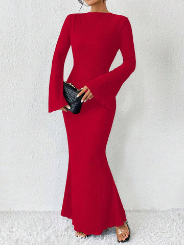 Raffinéa Solid Color Trumpet Sleeve Mermaid Dress