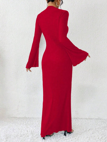 Raffinéa Solid Color Trumpet Sleeve Mermaid Dress