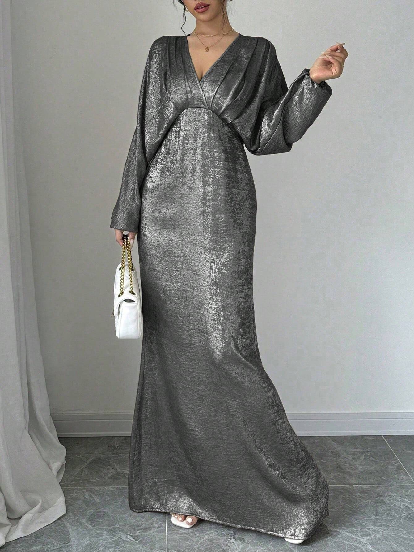 Priv� Premium Long Sleeve Dress