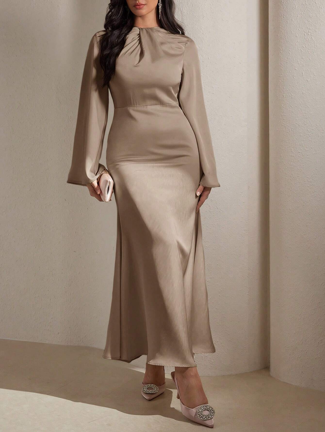 Women's Solid Round Neck Long Sleeve Casual Simple Arabian Style Modest Dress