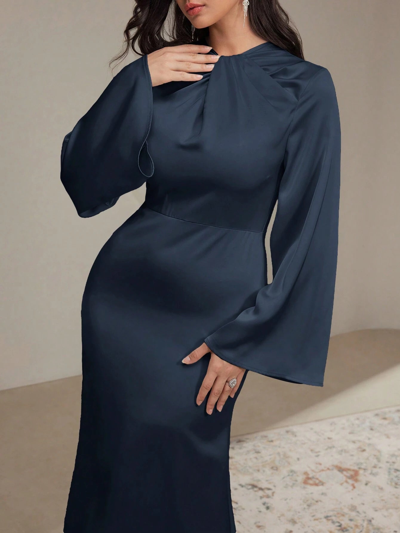 Women's Solid Round Neck Long Sleeve Casual Simple Arabian Style Modest Dress