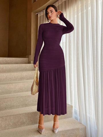 Women's Solid Color Round Neck Slim Fit Fishtail Hem Dress