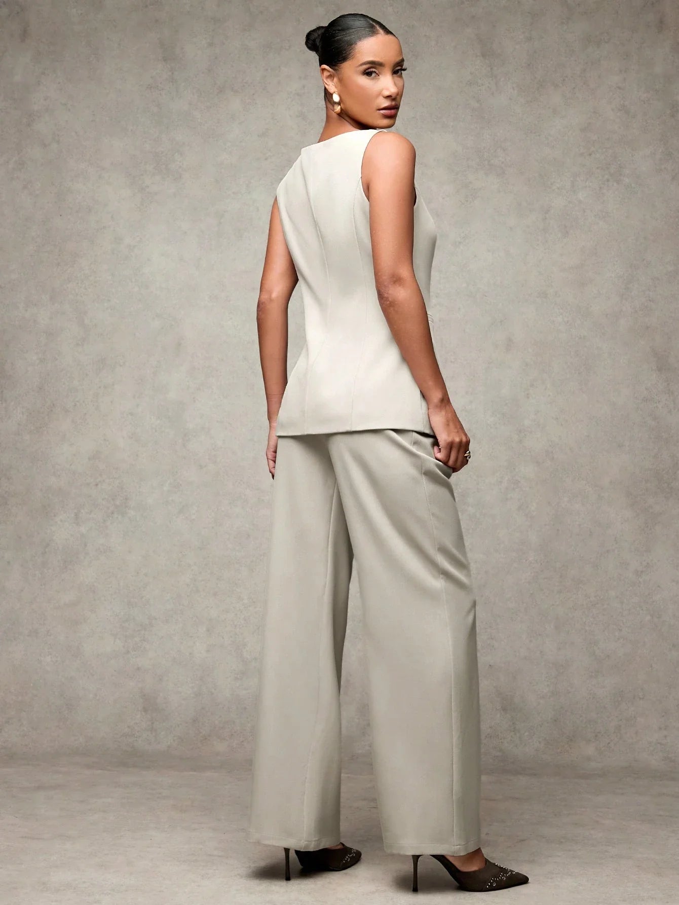 BAE Women's Solid Color Round Neck Single-Breasted Vest And Pants