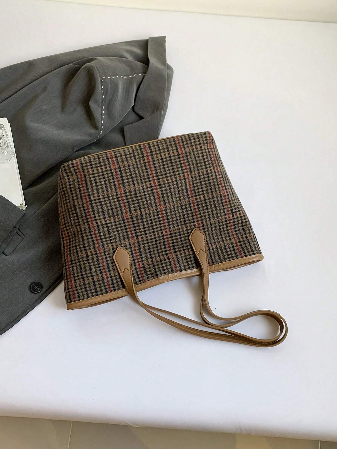 Large Capacity Tote Bag