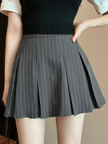 DAZY Women Leisure College Style Solid Color Pleated Skort