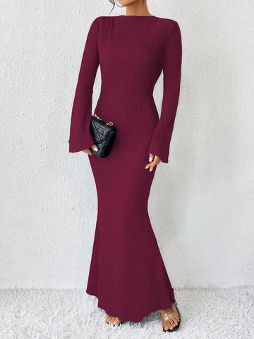 Raffinéa Solid Color Trumpet Sleeve Mermaid Dress