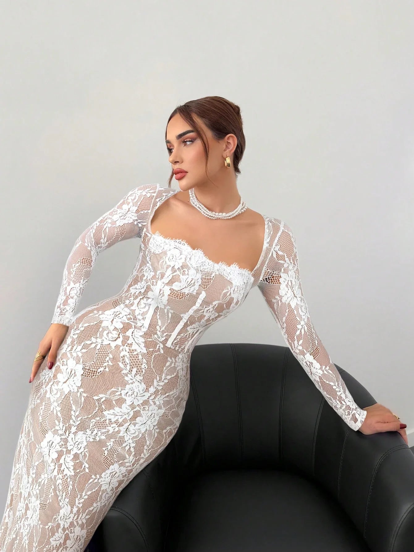 Sexy S-Shaped Lace Long Sleeve Cupped Corset Collar Slim Fitted Floor Length Dress