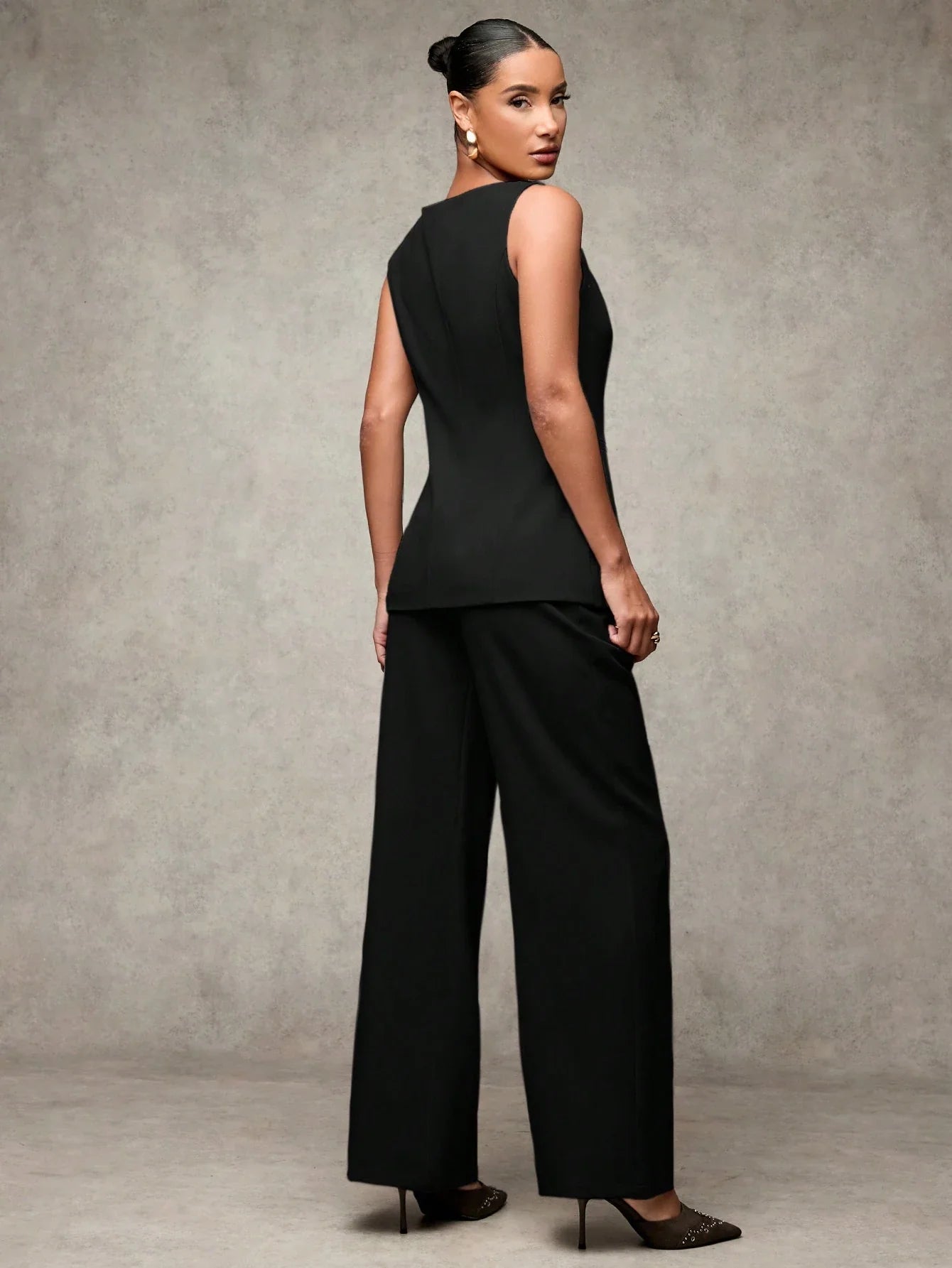 BAE Women's Solid Color Round Neck Single-Breasted Vest And Pants