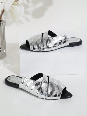 Fashionable Women's Pointed Toe Slippers