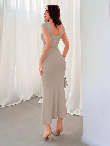Aloruh Women's Solid Color Square Neck Ruffle Hem Elegant Dress