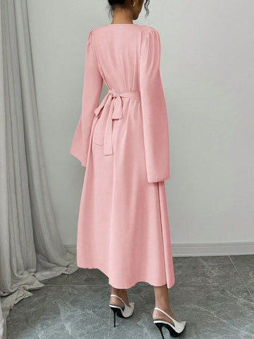 Women's Solid Color Turtleneck Flare Sleeve Elegant Dress