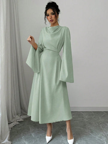 Women's Solid Color Turtleneck Flare Sleeve Elegant Dress
