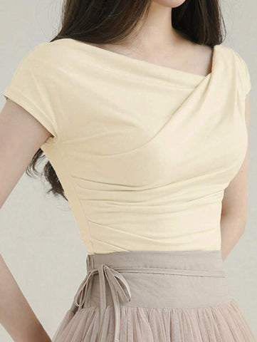 DAZY Solid Color Asymmetrical Collar Slim Short Sleeve T-Shirt