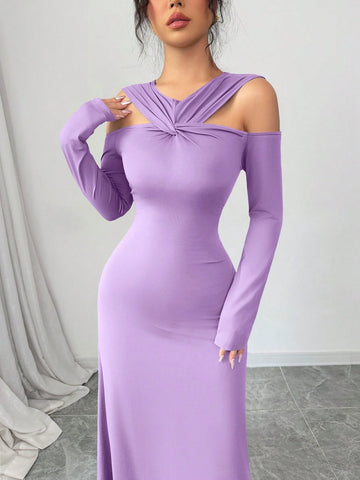 Modelyn Solid Color Off Shoulder Bodycon Front Twist Detailed Long Sleeve Dress