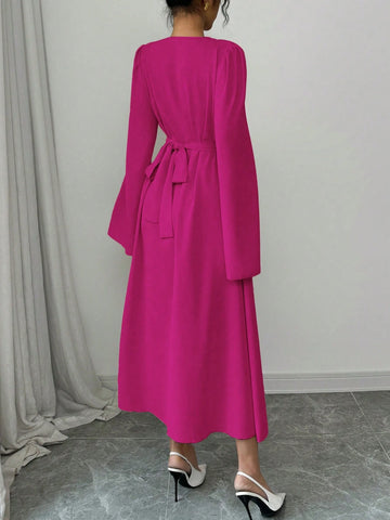 Women's Solid Color Turtleneck Flare Sleeve Elegant Dress