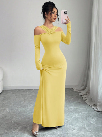 Modelyn Solid Color Off Shoulder Bodycon Front Twist Detailed Long Sleeve Dress