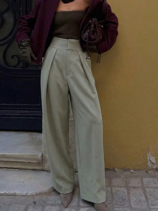 Pleated Loose Travel Pants