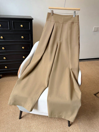 Pleated Loose Travel Pants