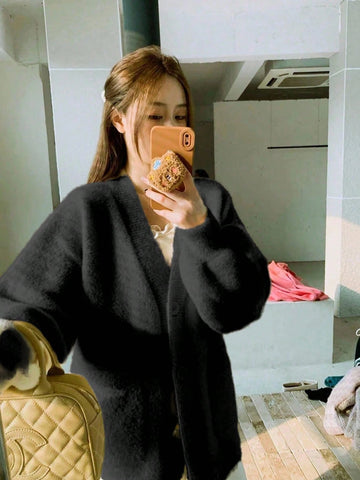 Elegant Faux Fur Collar Cardigan Sweater With Pockets