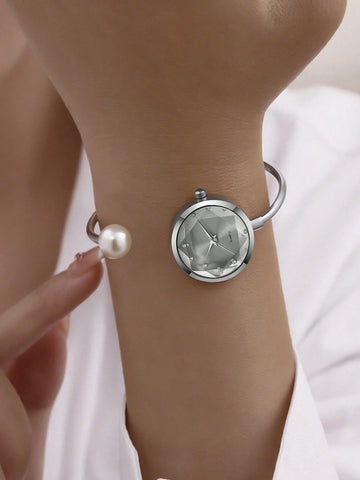 1pc Women's Delicate Bracelet Watch With 1 Large Pearl
