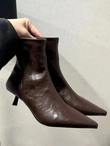Suede Pointed Toe Slim Fit Ankle Boots With Fur Lining