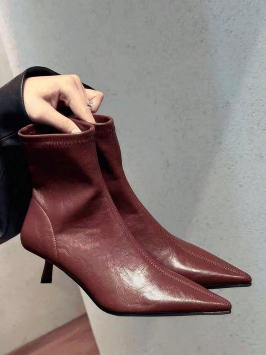 Suede Pointed Toe Slim Fit Ankle Boots With Fur Lining