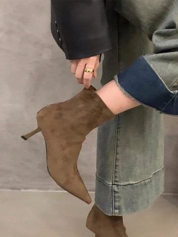 Suede Pointed Toe Slim Fit Ankle Boots With Fur Lining