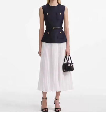 A newSummer women's round-neck elegant blue and white satin patchworkChiffon pleated sleeveless dress