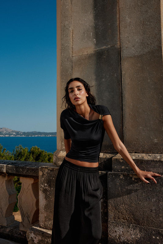 ASYMMETRIC POLYAMIDE TOP