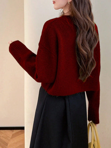 Women's Minimalist Chic Crew Neck Sweater