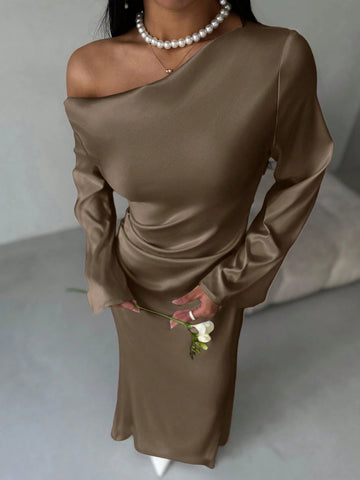 Solid Shoulder Ruched Flare Sleeve Maxi Fitted Mermaid Skirt