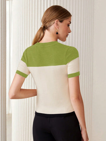 Contrast Color Fitted Knit Sweater