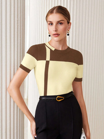 Contrast Color Fitted Knit Sweater