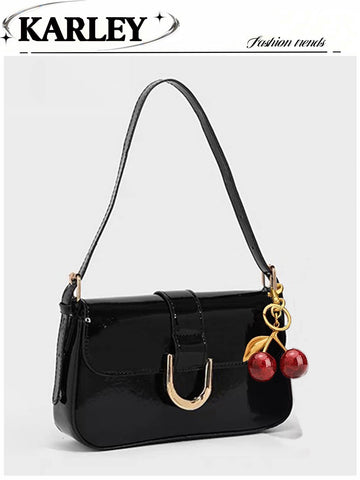 Vintage-Style Red Vixen Box Bag