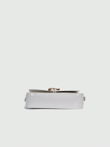 Vintage-Style Red Vixen Box Bag