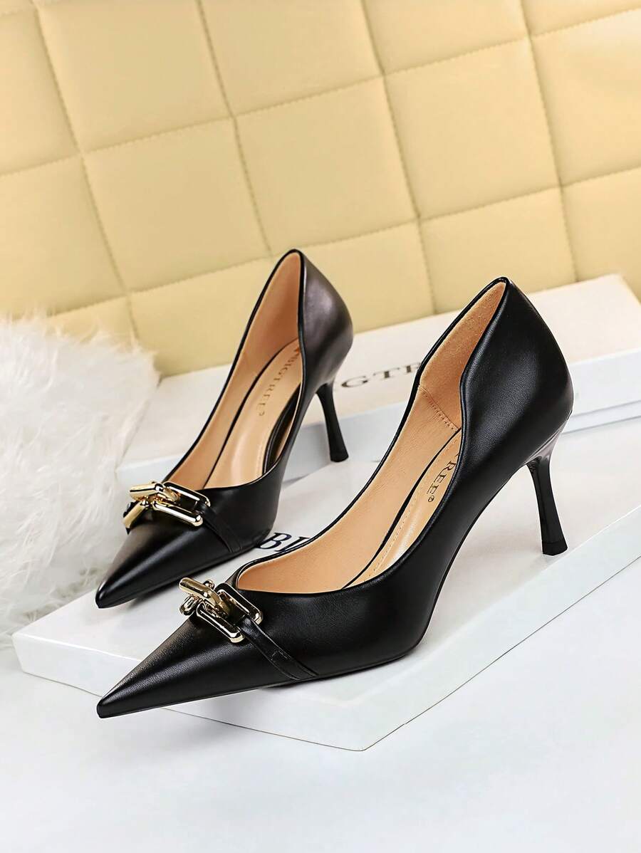 Chain Decor Point Toe Stiletto Heeled Court Pumps