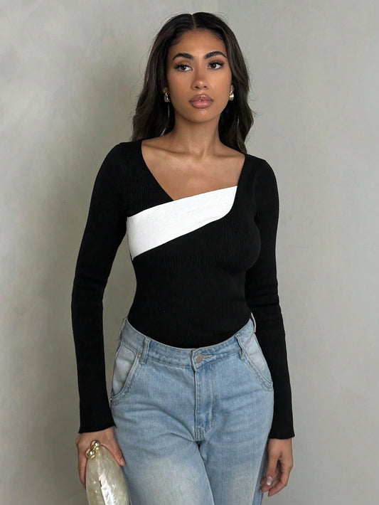 Women's Contrast Color Asymmetrical Neckline Long Sleeve Knit Sweater Top