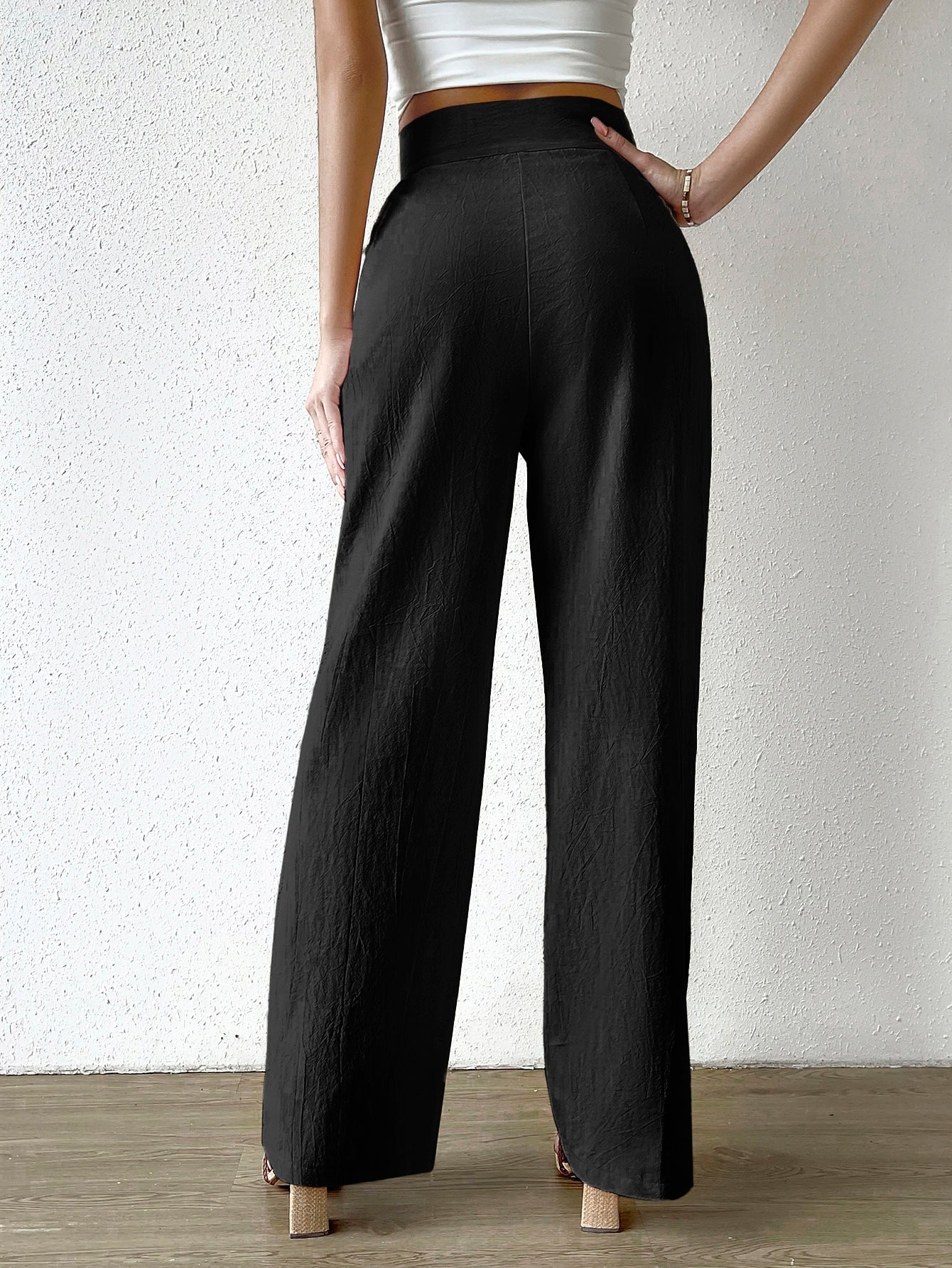 Clasi Solid Straight Leg Pants