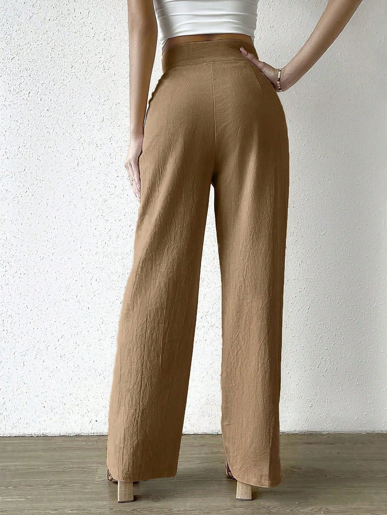 Clasi Solid Straight Leg Pants