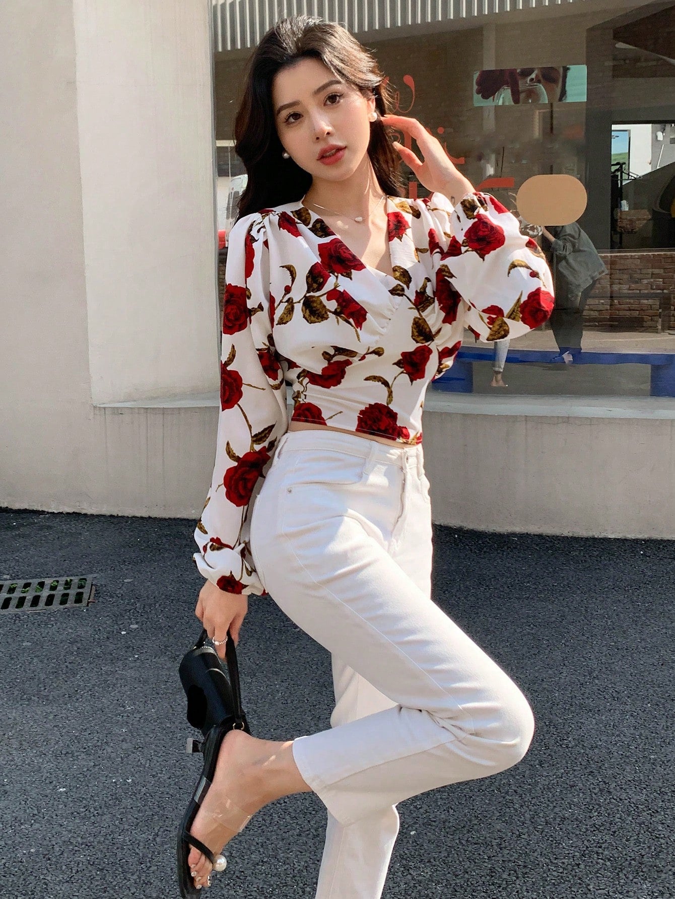 DAZY Floral Print Lantern Sleeve Crop Blouse