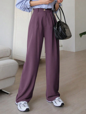DAZY Plain Casual Solid Color Pleated Straight-Leg Dress Pants