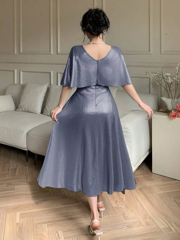 DAZY Elegant Solid Color V-Neck Mid-Length Dress