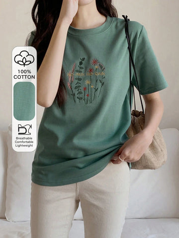 DAZY Floral & Letter Embroidery Tee